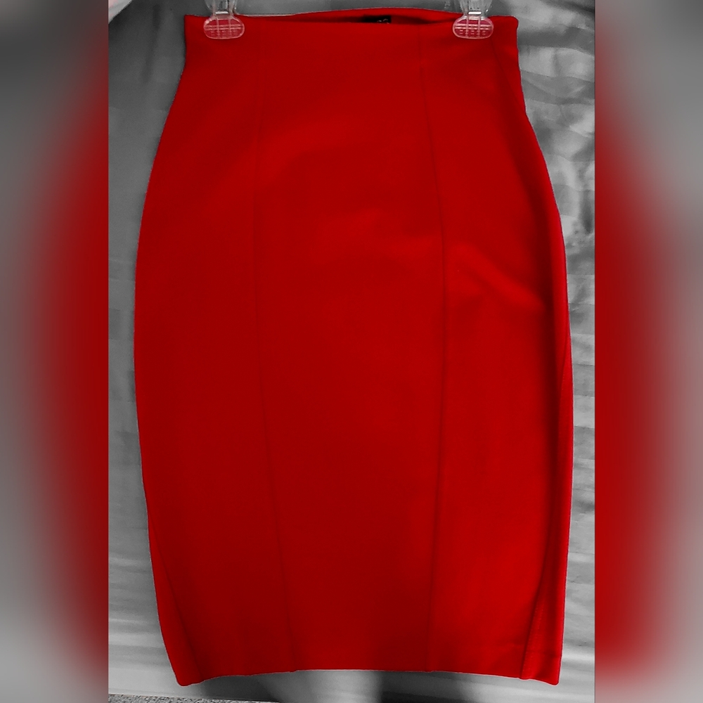 Midi stretchy red skirt, size S, Express, never worn